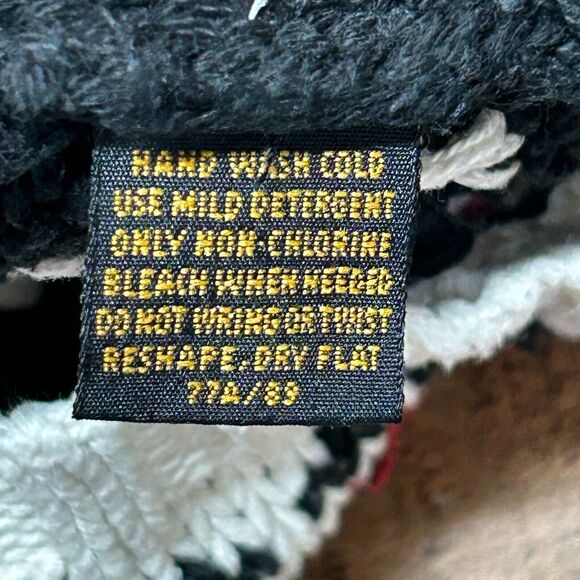 Vintage Eddie Bauer Cardigan Sweater Womens Medium Black Red Fair Isle Nordic - Picture 7 of 8